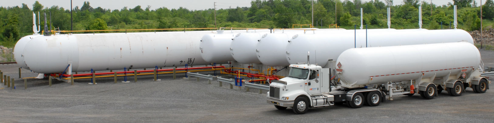 Notre grande capacité d'entreposage nous permet de recevoir 280 000 gallons